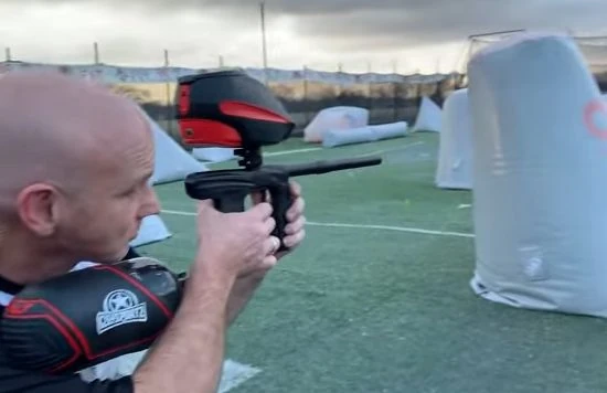Electronic paintball gun