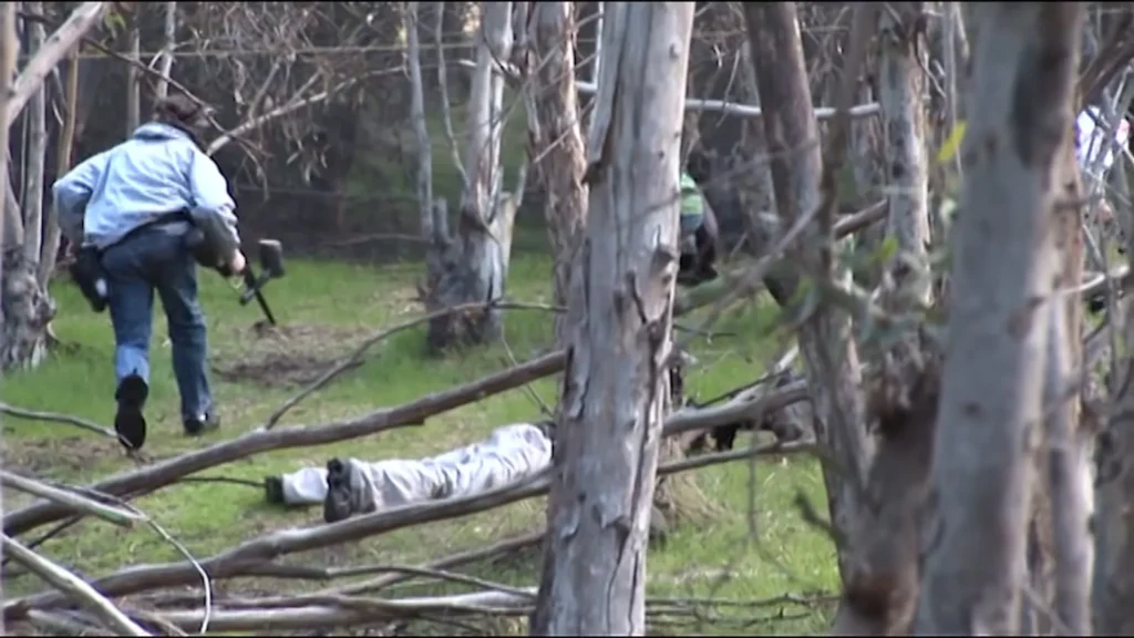 Lightweight breathable clothing for playing paintball in summer
