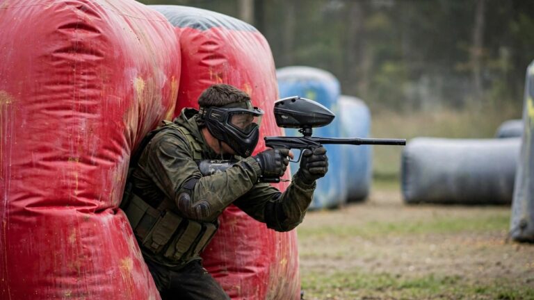 How to Snap Shoot in Paintball — paintball players on the field